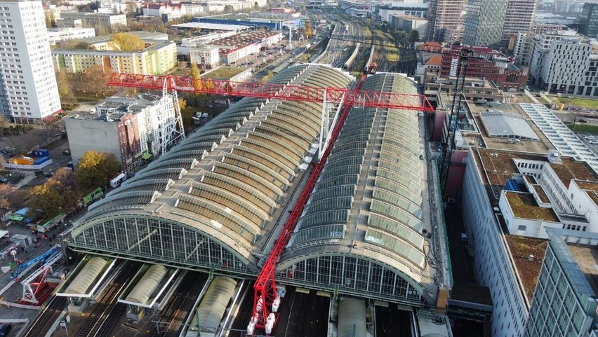 Kragarme für Portalkran: erfolgreich und termingerecht montiert!