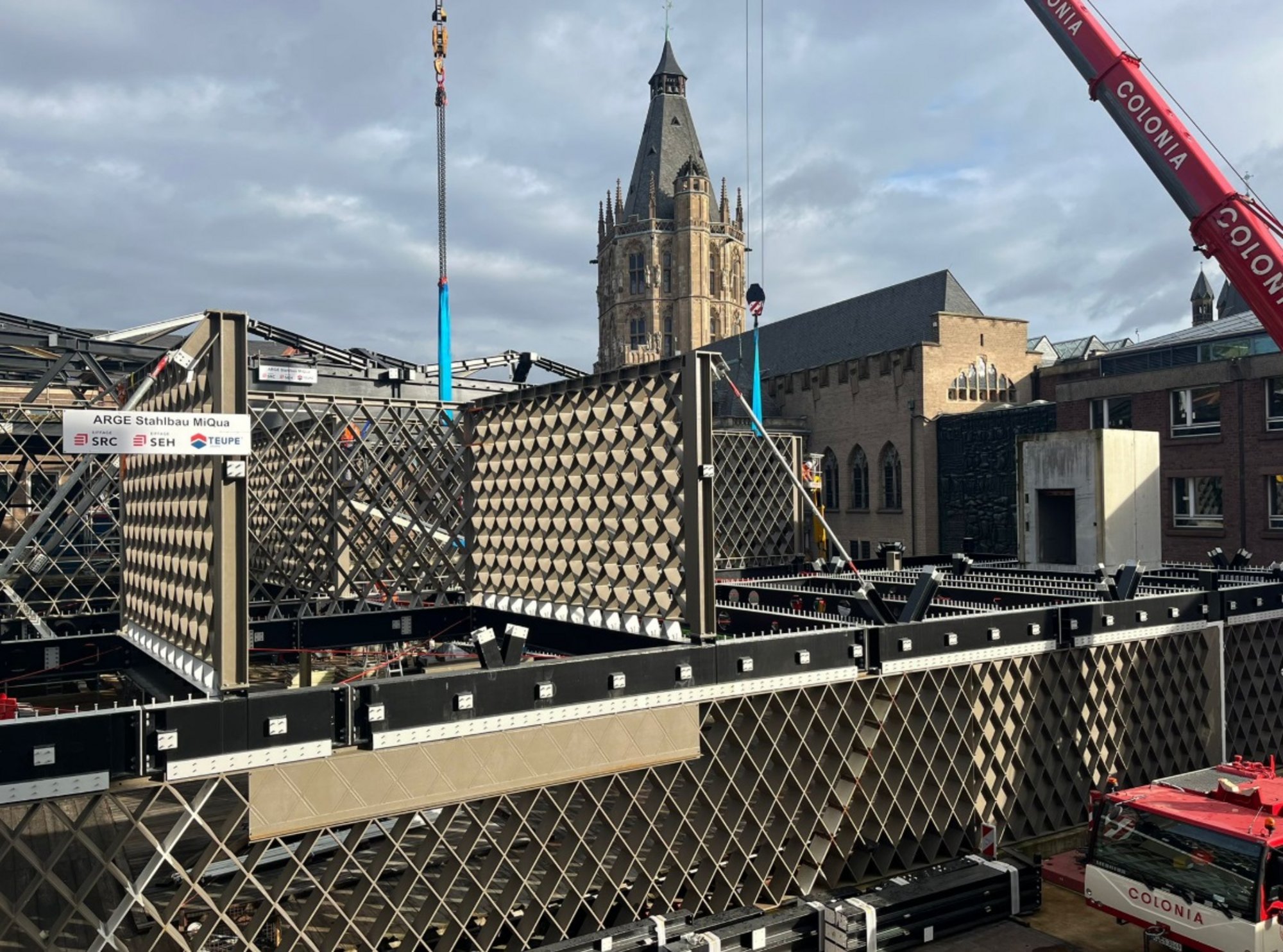 MiQua SEH Reconstruction