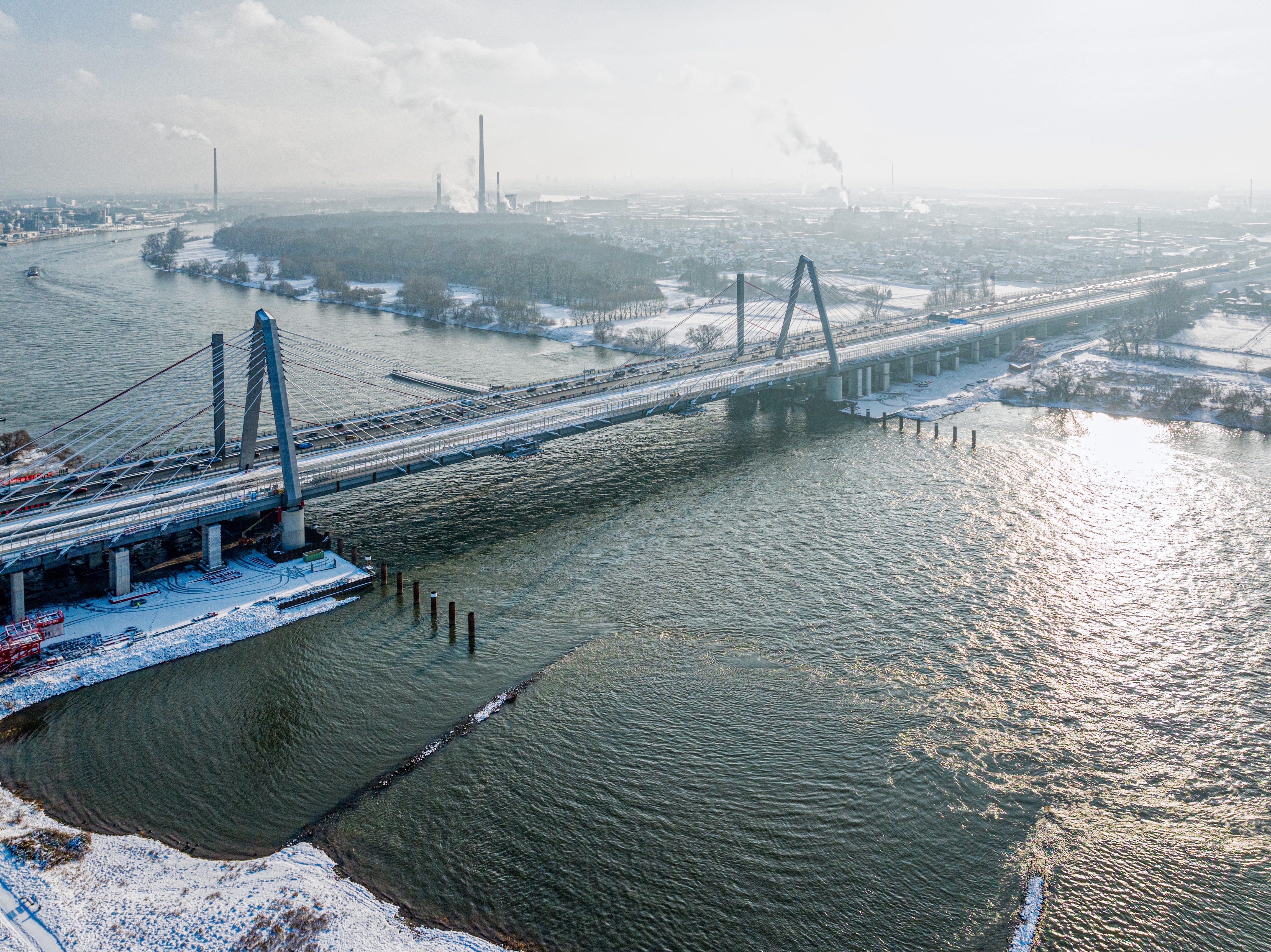 Rhine bridge in Leverkusen during winter